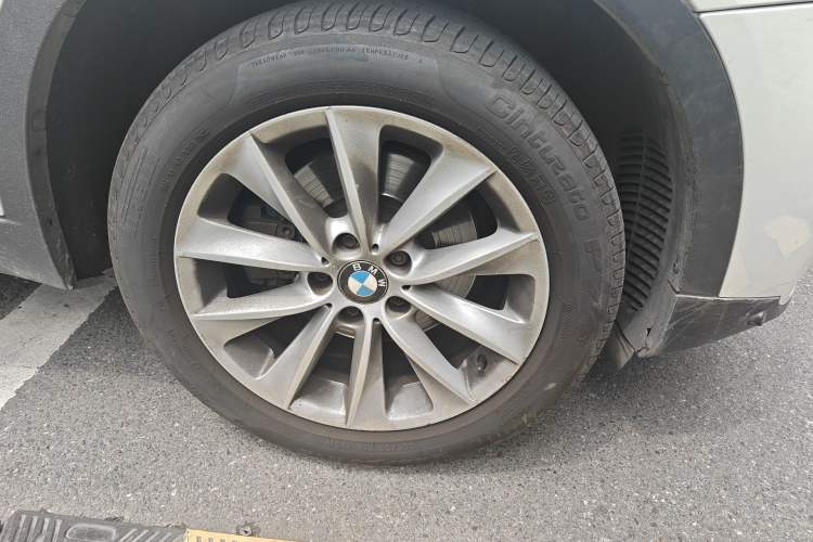 Used BMW X3 2014 xDrive20i X Design Package Right Front Wheel Hub
