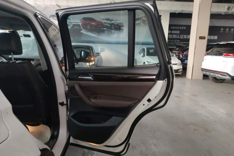 Used BMW X3 2014 xDrive20i X Design Package Right Rear Door Interior