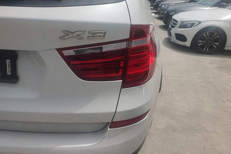 Used BMW X3 2014 xDrive20i X Design Package Right Rear Taillight