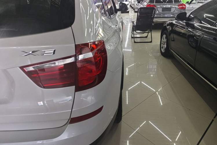 Used BMW X3 2014 xDrive28i Leading Model Right Rear Taillight