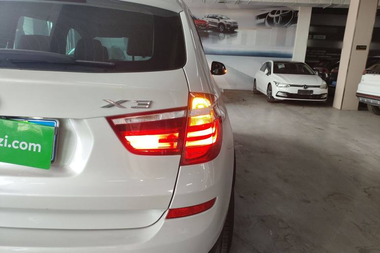Used BMW X3 2014 xDrive20i X Design Package Right Rear Taillight