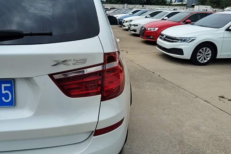 Used BMW X3 2014 xDrive20i X Design Package Right Rear Taillight