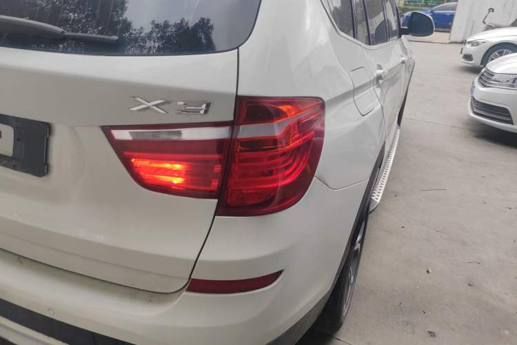 Used BMW X3 2014 xDrive20i X Design Package Right Rear Taillight