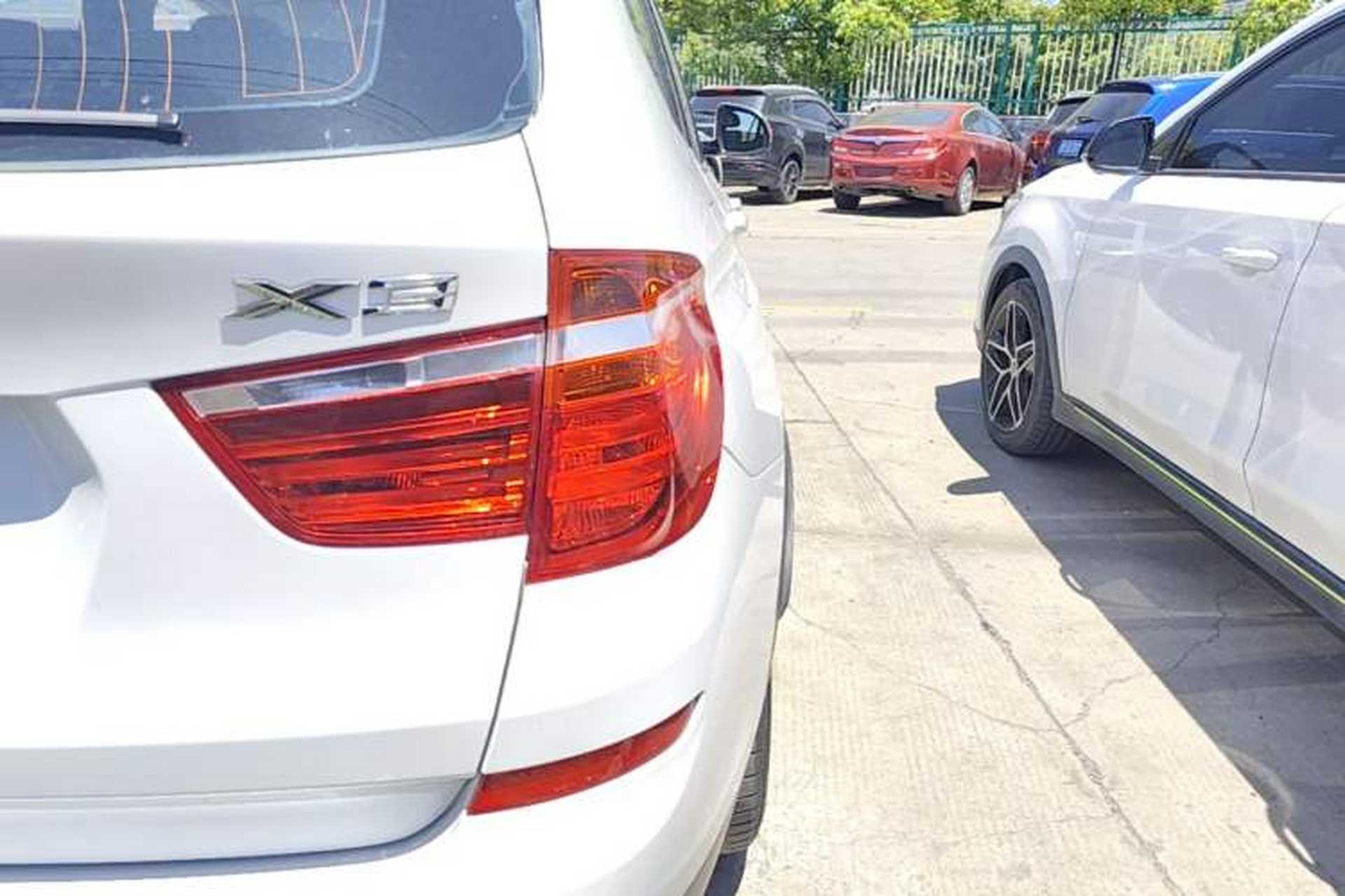 Used BMW X3 2014 xDrive28i X Design Package Right Rear Taillight