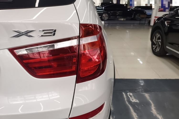 Used BMW X3 2014 xDrive20i X Design Package Right Rear Taillight