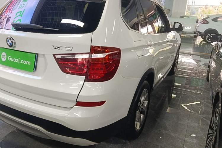 Used BMW X3 2014 xDrive20i X Design Package Right Rear Taillight