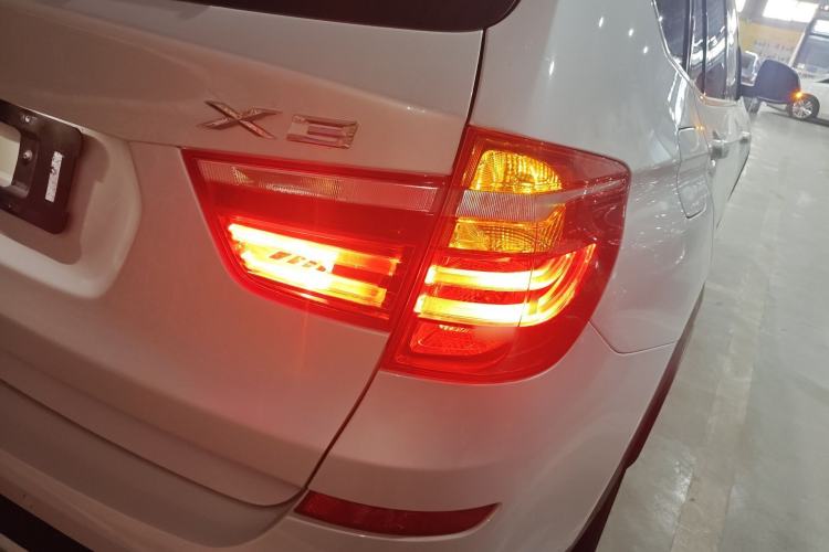 Used BMW X3 2014 xDrive20i X Design Package Right Rear Taillight