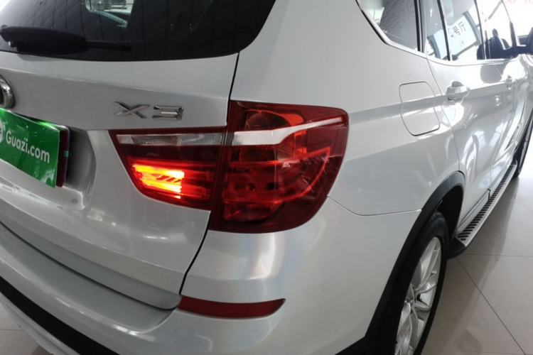 Used BMW X3 2014 xDrive20i X Design Package Right Rear Taillight