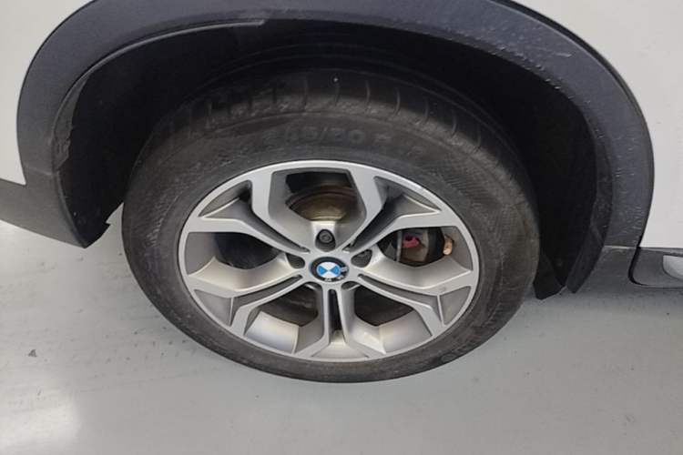 Used BMW X3 2014 xDrive20i X Design Package Right Rear Wheel Hub