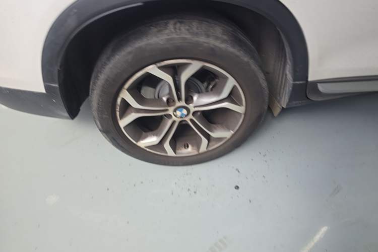 Used BMW X3 2014 xDrive20i X Design Package Right Rear Wheel Hub