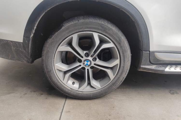 Used BMW X3 2014 xDrive20i X Design Package Right Rear Wheel Hub