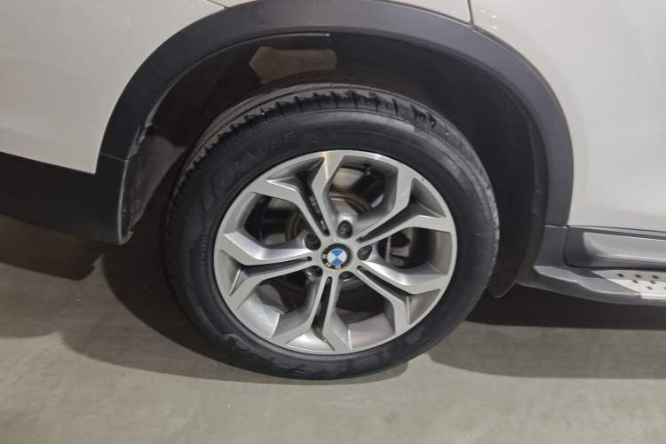 Used BMW X3 2014 xDrive20i X Design Package Right Rear Wheel Hub