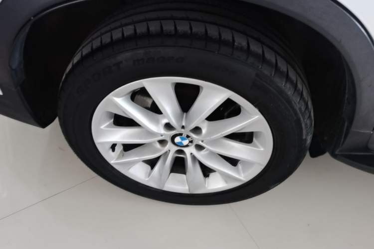 Used BMW X3 2014 xDrive20i X Design Package Right Rear Wheel Hub