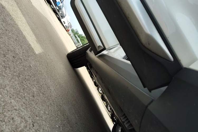 Used BMW X3 2014 xDrive20i X Design Package Right Side Sill