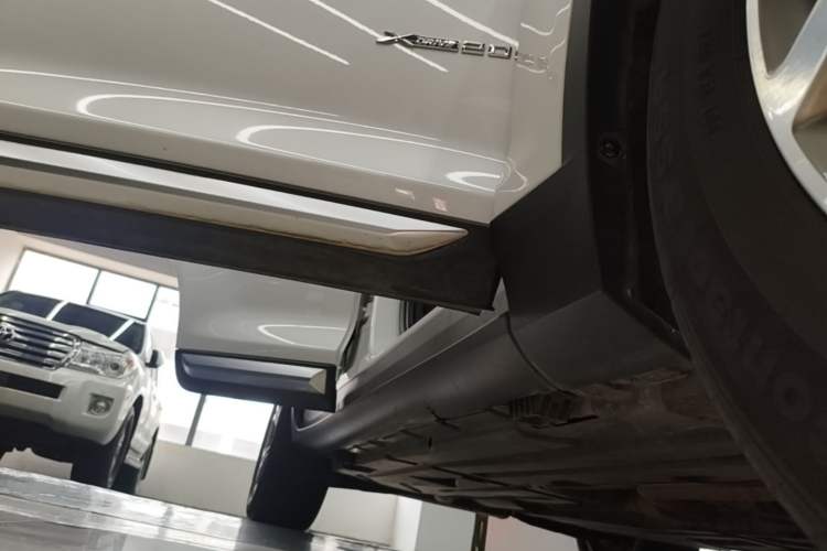 Used BMW X3 2014 xDrive20i X Design Package Right Side Sill