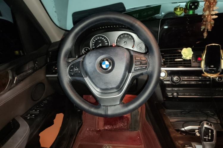 Used BMW X3 2014 xDrive20i X Design Package Steering Wheel
