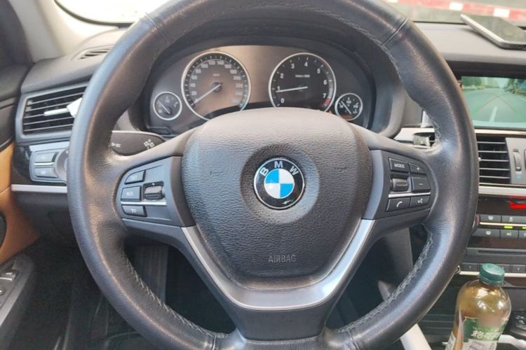 Used BMW X3 2014 xDrive28i Leading Model Steering Wheel