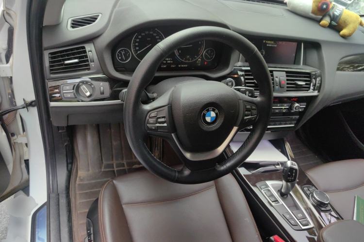 Used BMW X3 2014 xDrive20i X Design Package Steering Wheel