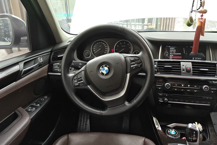 Used BMW X3 2014 xDrive20i X Design Package Steering Wheel