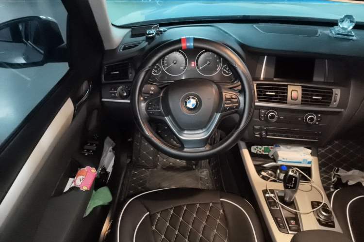Used BMW X3 2014 xDrive20i Leading Model Steering Wheel