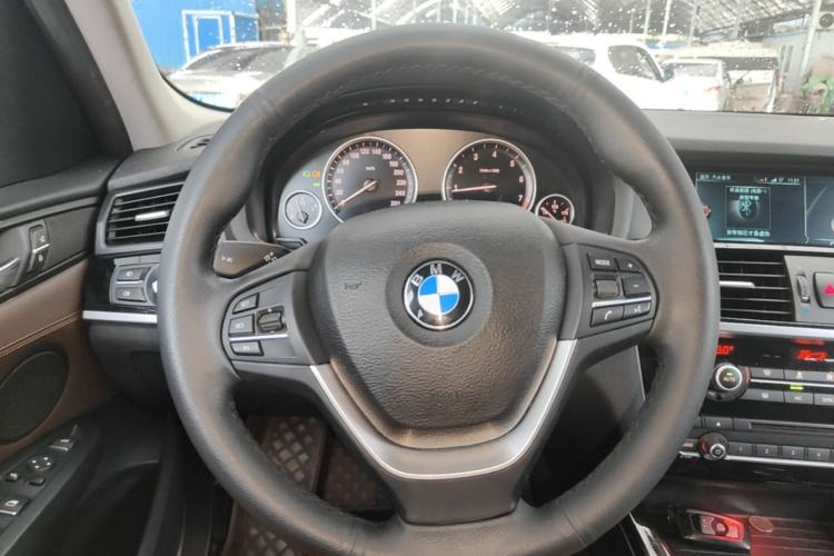 Used BMW X3 2014 xDrive20i X Design Package Steering Wheel