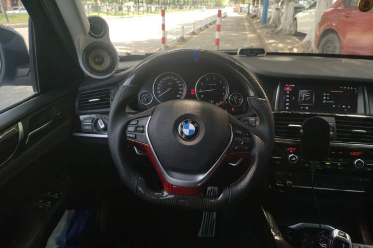 Used BMW X3 2014 xDrive20i X Design Package Steering Wheel