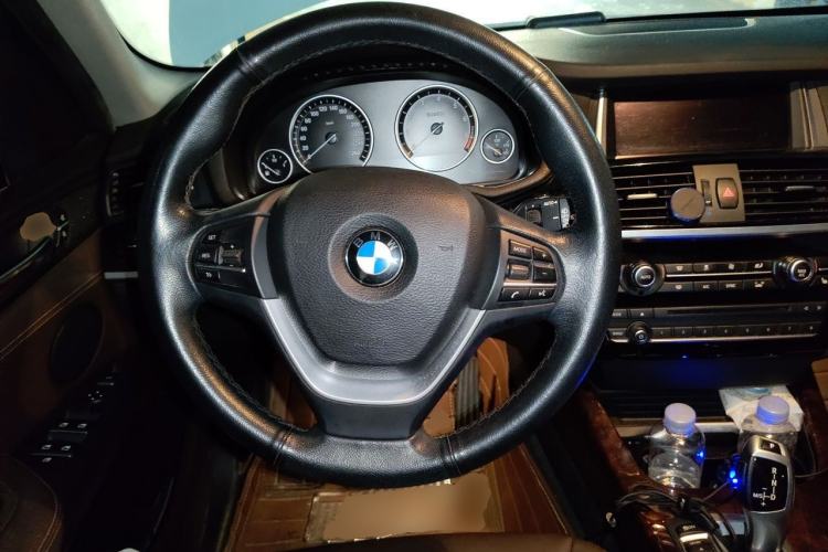 Used BMW X3 2014 xDrive20i X Design Package Steering Wheel