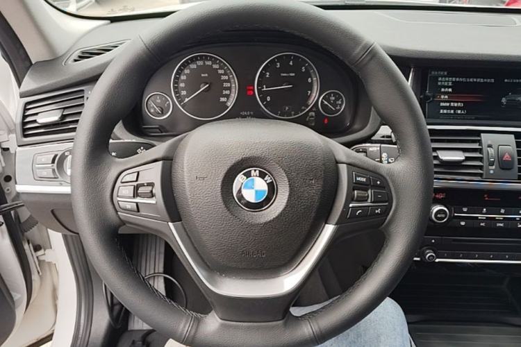 Used BMW X3 2014 xDrive20i X Design Package Steering Wheel