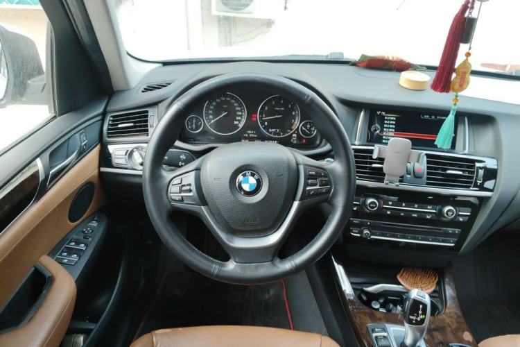 Used BMW X3 2014 xDrive20i X Design Package Steering Wheel
