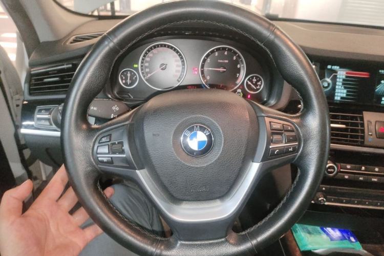 Used BMW X3 2014 xDrive20i X Design Package Steering Wheel