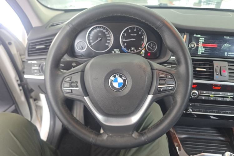 Used BMW X3 2014 xDrive20i X Design Package Steering Wheel
