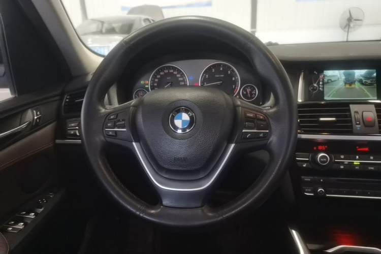 Used BMW X3 2014 xDrive20i X Design Package Steering Wheel