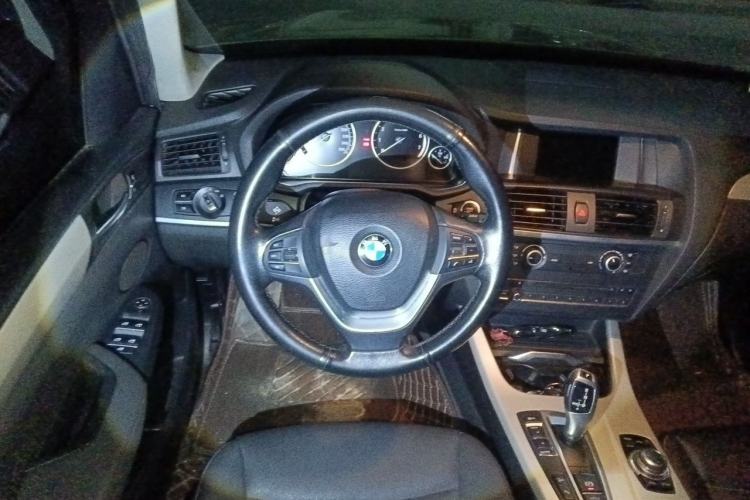 Used BMW X3 2014 xDrive20i Leading Model Steering Wheel