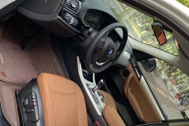 Used BMW X3 2014 xDrive28i X Design Package Steering Wheel