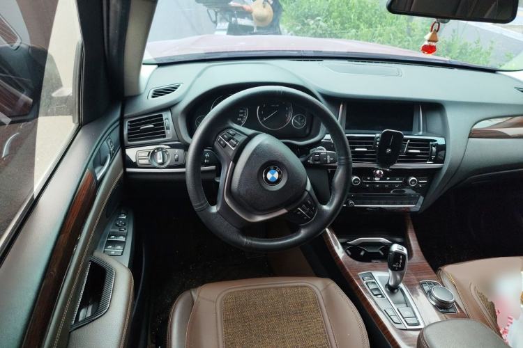 Used BMW X3 2014 xDrive20i X Design Package Steering Wheel