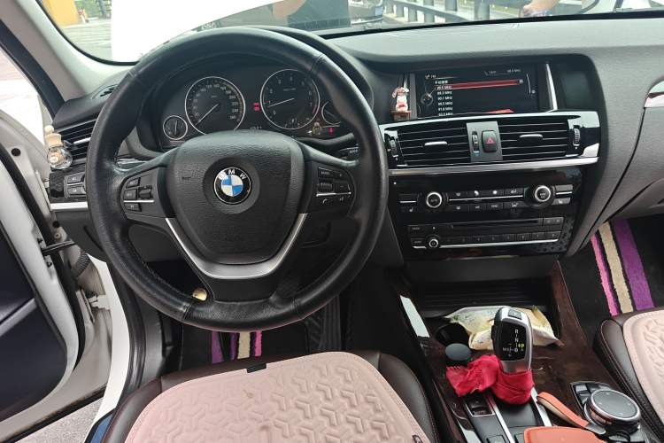 Used BMW X3 2014 xDrive20i X Design Package Steering Wheel