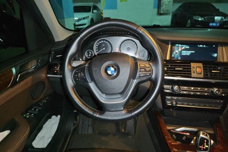 Used BMW X3 2014 xDrive20i X Design Package Steering Wheel
