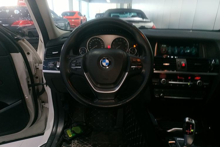 Used BMW X3 2014 xDrive20i X Design Package Steering Wheel
