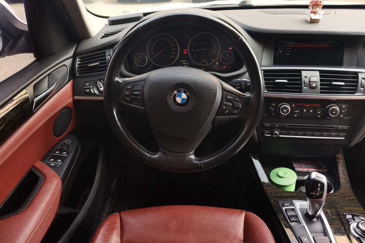 Used BMW X3 2014 xDrive20i X Design Package Steering Wheel