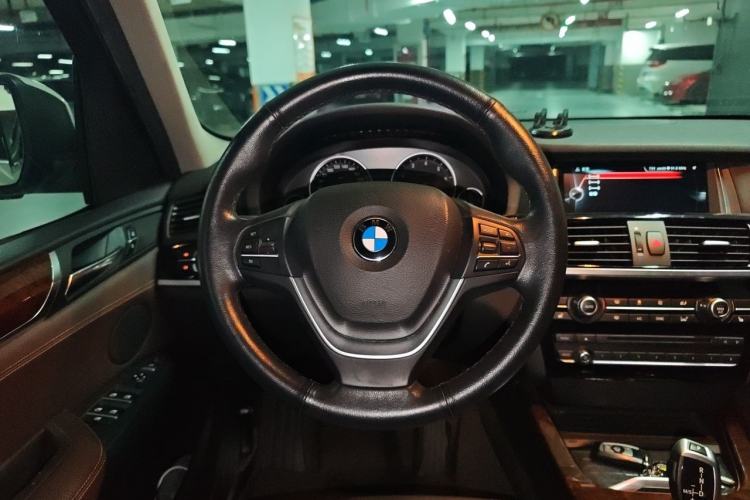 Used BMW X3 2014 xDrive20i X Design Package Steering Wheel