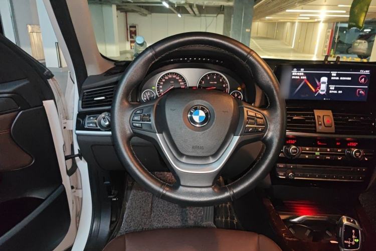 Used BMW X3 2014 xDrive20i X Design Package Steering Wheel