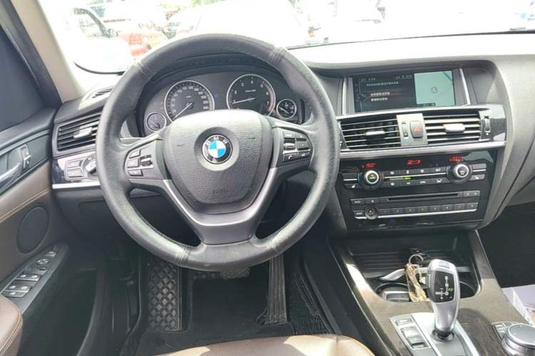 Used BMW X3 2014 xDrive20i X Design Package Steering Wheel