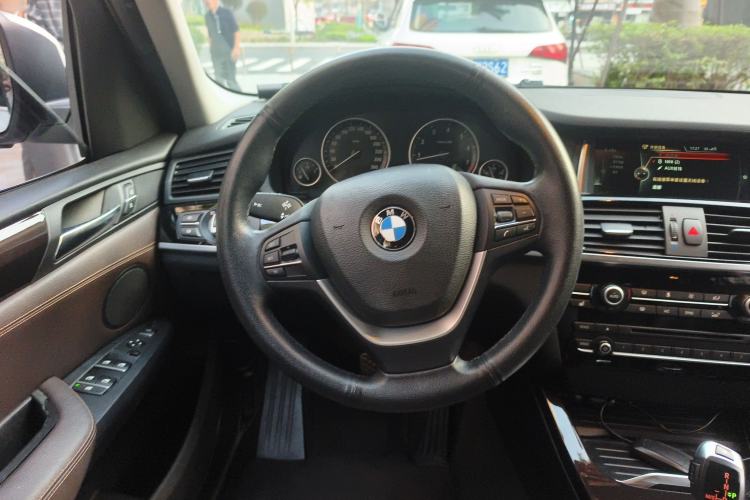 Used BMW X3 2014 xDrive20i X Design Package Steering Wheel