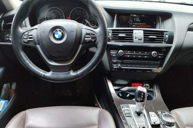 Used BMW X3 2014 xDrive20i X Design Package Steering Wheel