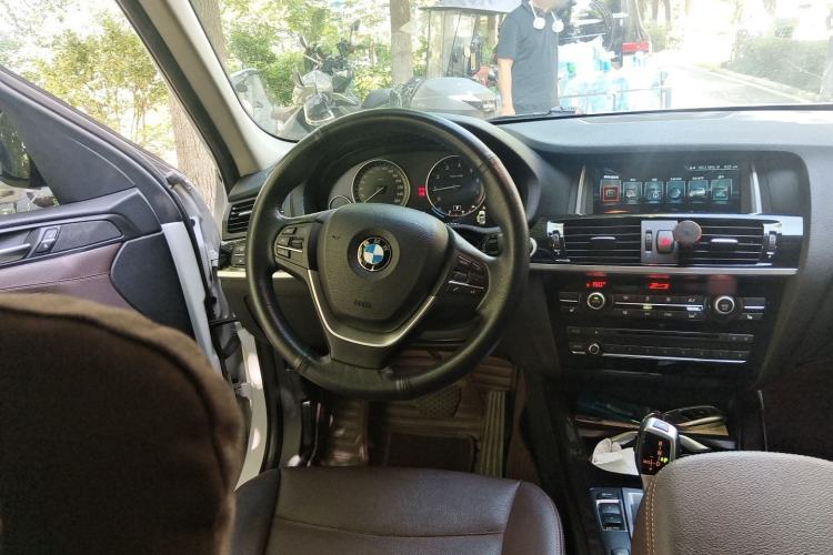 Used BMW X3 2014 xDrive20i X Design Package Steering Wheel