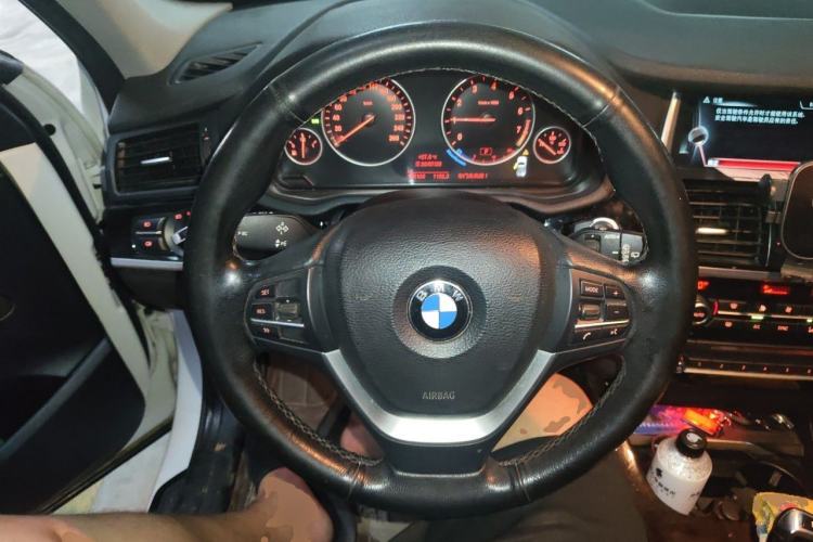 Used BMW X3 2014 xDrive20i X Design Package Steering Wheel