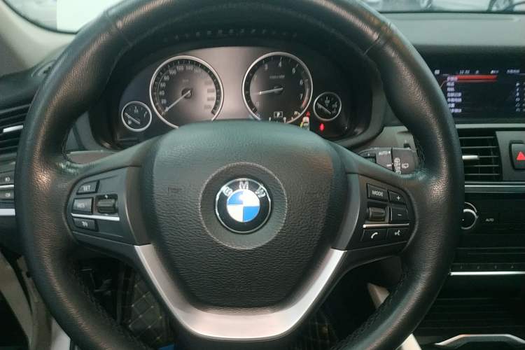 Used BMW X3 2014 xDrive20i Leading Model Steering Wheel