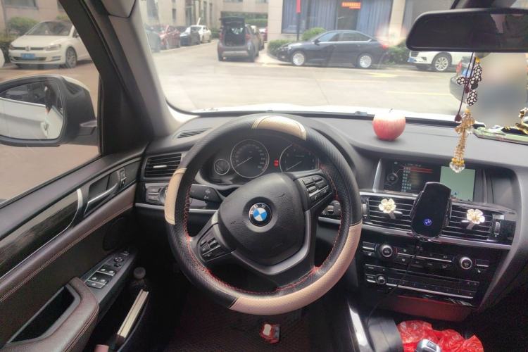 Used BMW X3 2014 xDrive20i X Design Package Steering Wheel