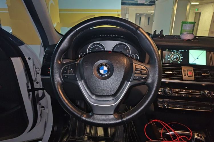 Used BMW X3 2014 xDrive20i X Design Package Steering Wheel