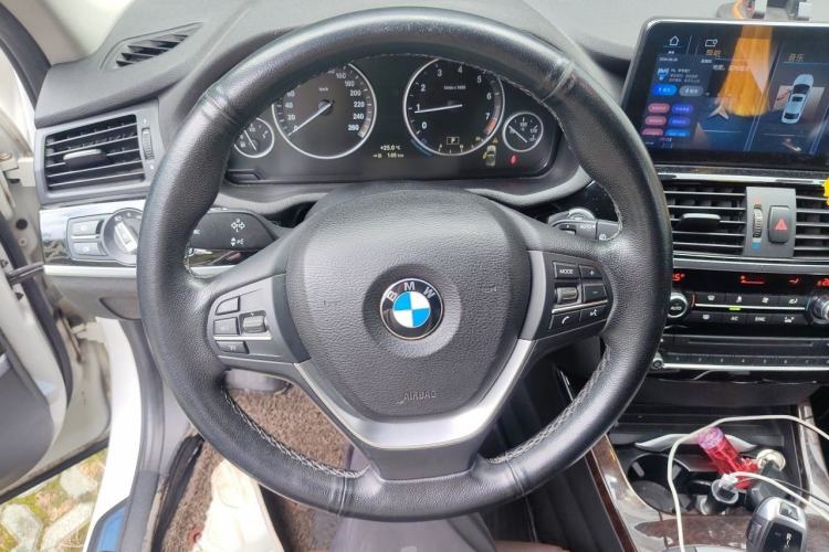 Used BMW X3 2014 xDrive20i X Design Package Steering Wheel